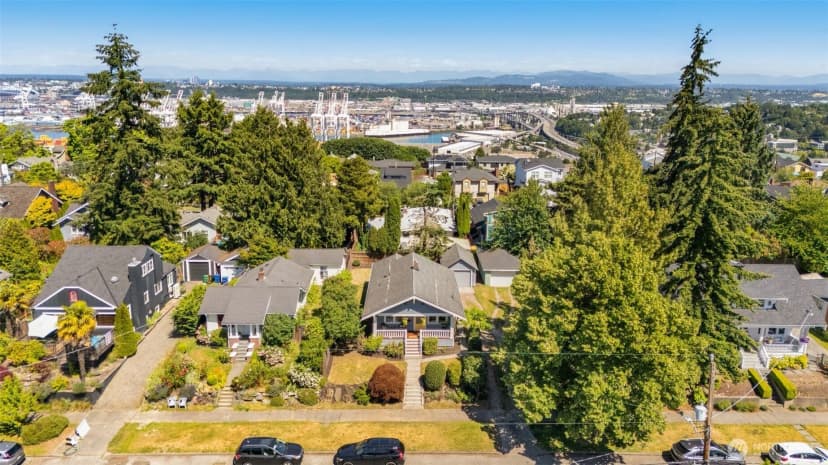 Property photo for 3222 38th Avenue Sw, Seattle photo 22