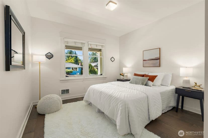 Property photo for 3222 38th Avenue Sw, Seattle photo 12