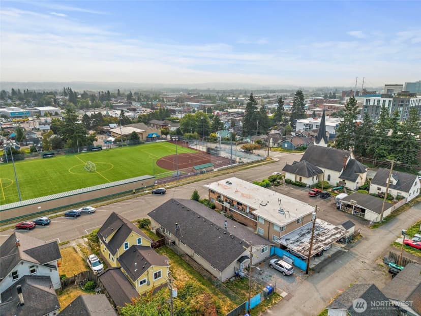 Property photo for 2516 Rockefeller Avenue #a, Everett photo 25