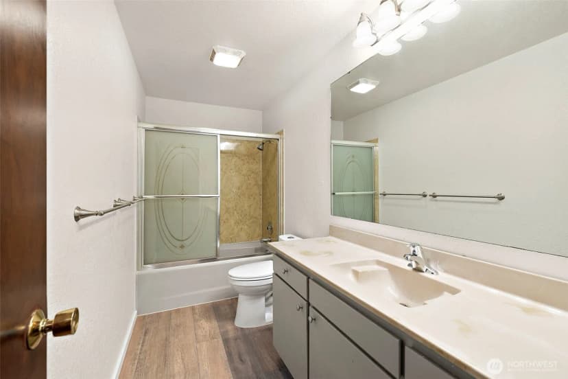 Property photo for 2516 Rockefeller Avenue #a, Everett photo 13