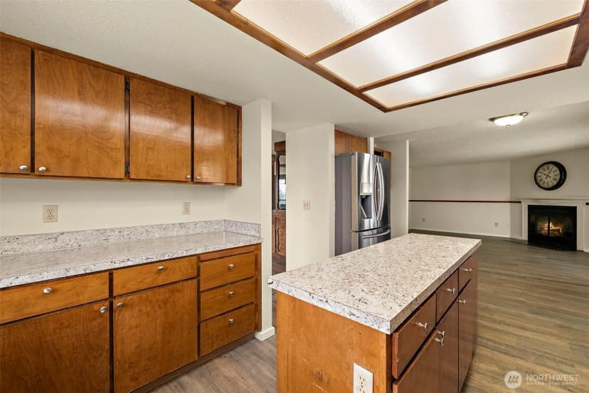 Property photo for 2516 Rockefeller Avenue #a, Everett photo 7