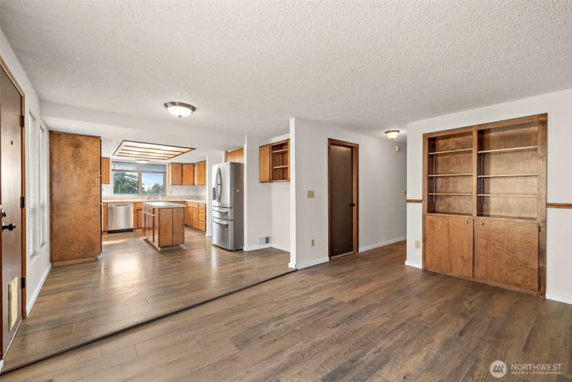 Property photo for 2516 Rockefeller Avenue #a, Everett photo 19