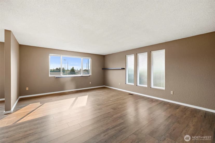 Property photo for 2516 Rockefeller Avenue #a, Everett photo 12