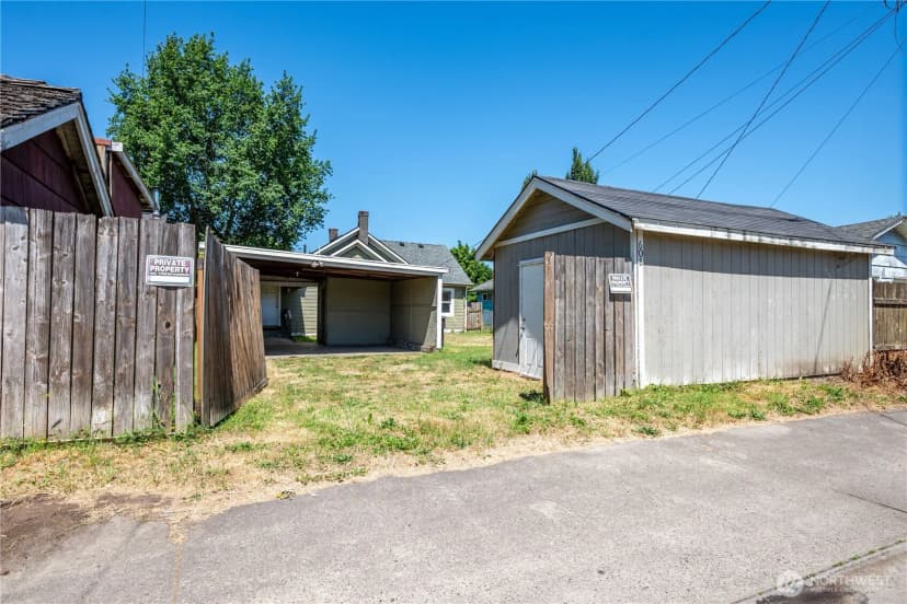 Property photo for 608 16th Avenue, Longview photo 33