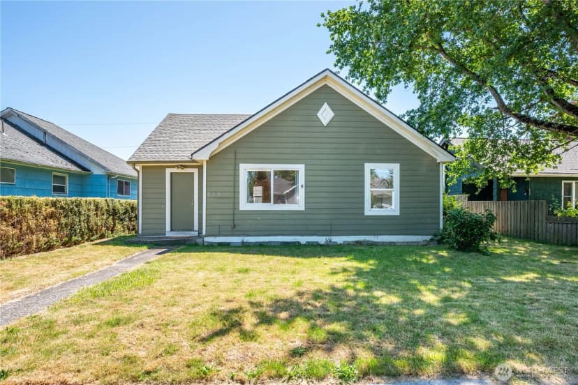 Property photo for 608 16th Avenue, Longview