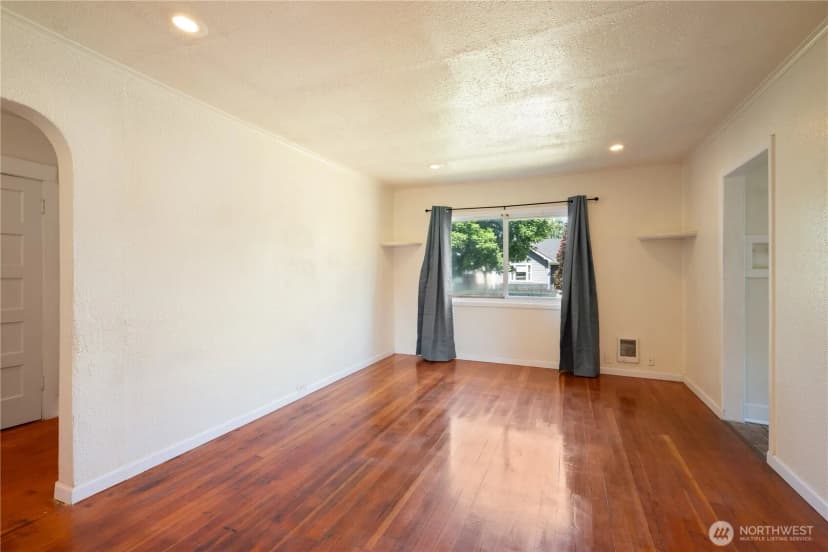 Property photo for 608 16th Avenue, Longview photo 6