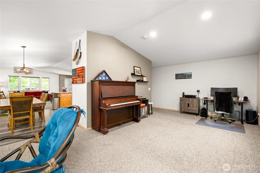 Property photo for 41887 Cape Horn Drive, Concrete photo 28