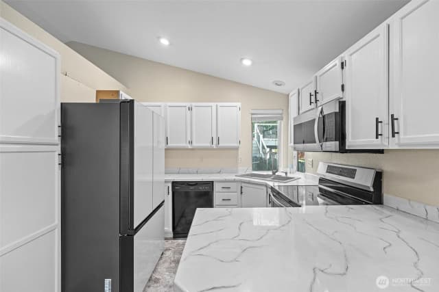 Property photo for 9735 S 222nd Street, Kent photo 5