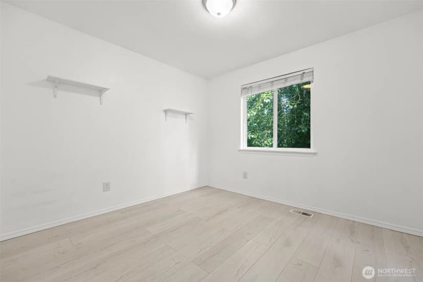 Property photo for 9735 S 222nd Street, Kent photo 18