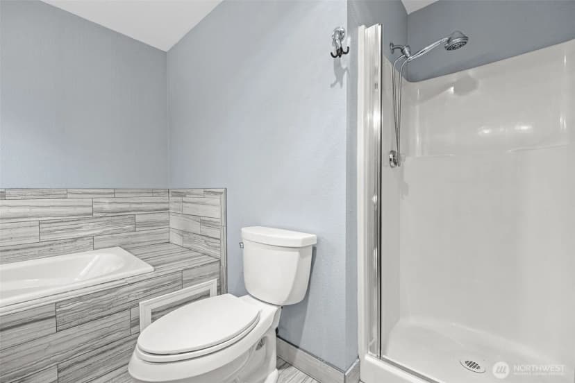 Property photo for 9735 S 222nd Street, Kent photo 24