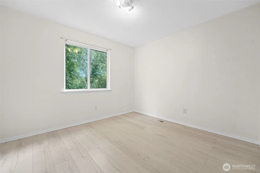 Property photo for 9735 S 222nd Street, Kent photo 16