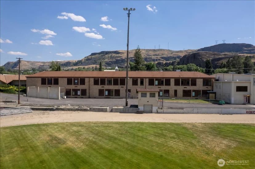 Property photo for 412 Federal Avenue, Grand Coulee photo 39