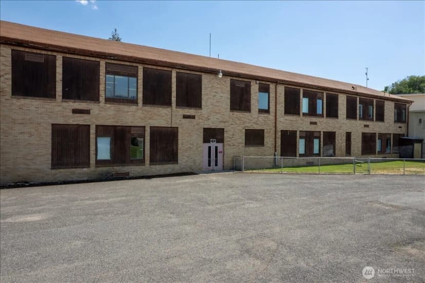 Property photo for 412 Federal Avenue, Grand Coulee photo 38