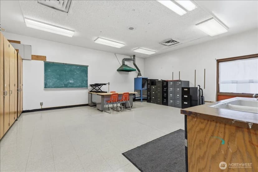 Property photo for 412 Federal Avenue, Grand Coulee photo 10