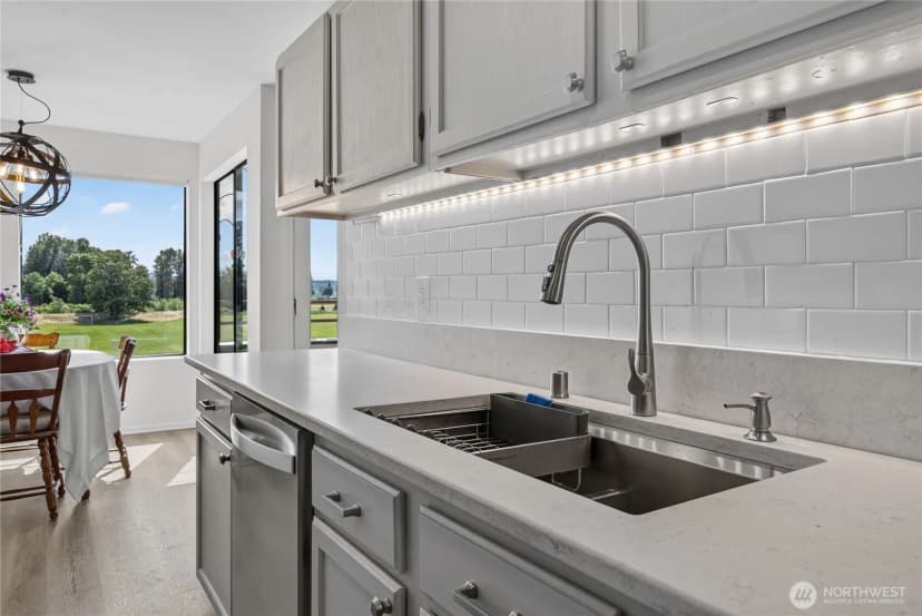 Property photo for 101 Pine Avenue #103, Snohomish photo 7