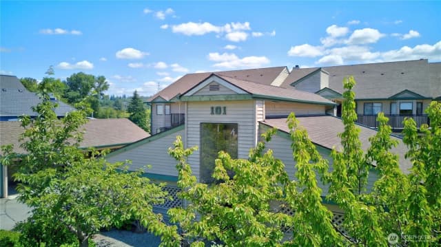 Property photo for 101 Pine Avenue #103, Snohomish photo 3