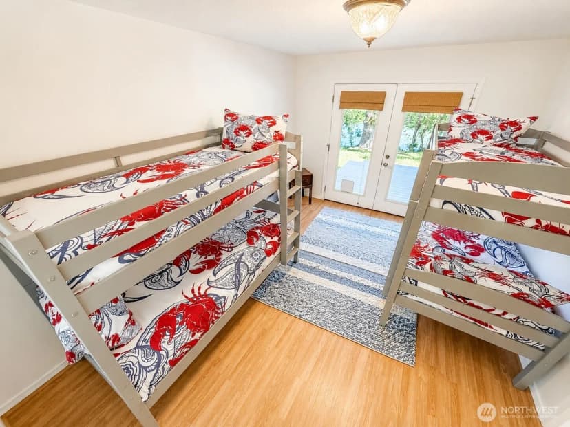 Property photo for 32404 G Street, Ocean Park photo 12