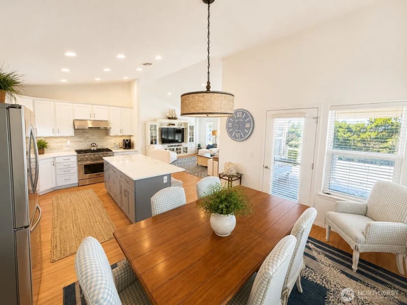 Property photo for 32404 G Street, Ocean Park photo 18