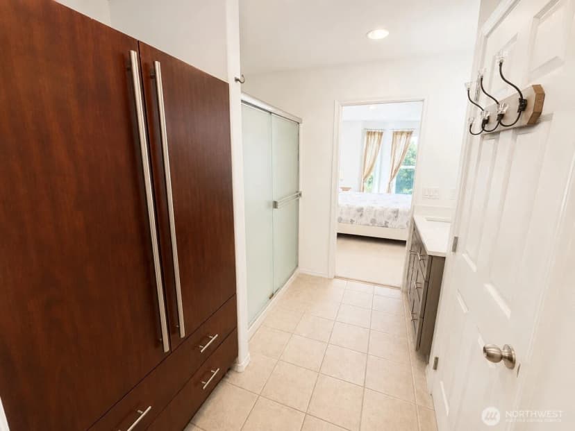 Property photo for 32404 G Street, Ocean Park photo 32