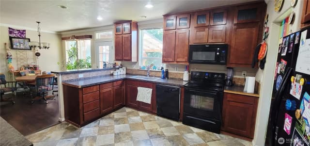 Property photo for 40 Se Foxglove Avenue, Shelton photo 4