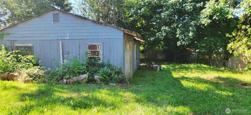 Property photo for 40 Se Foxglove Avenue, Shelton photo 15