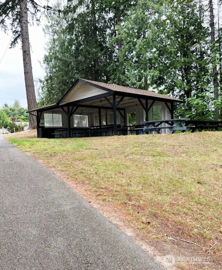 Property photo for 40 Se Foxglove Avenue, Shelton photo 21