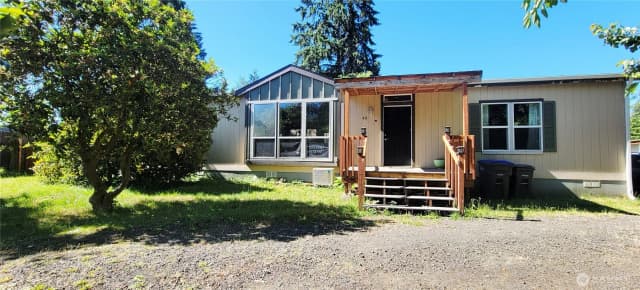 Property photo for 40 Se Foxglove Avenue, Shelton