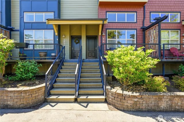 Property photo for 4846 Pointes Drive, Mukilteo photo 3