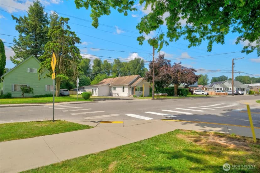 Property photo for 303 Lincoln Street, Everson photo 31