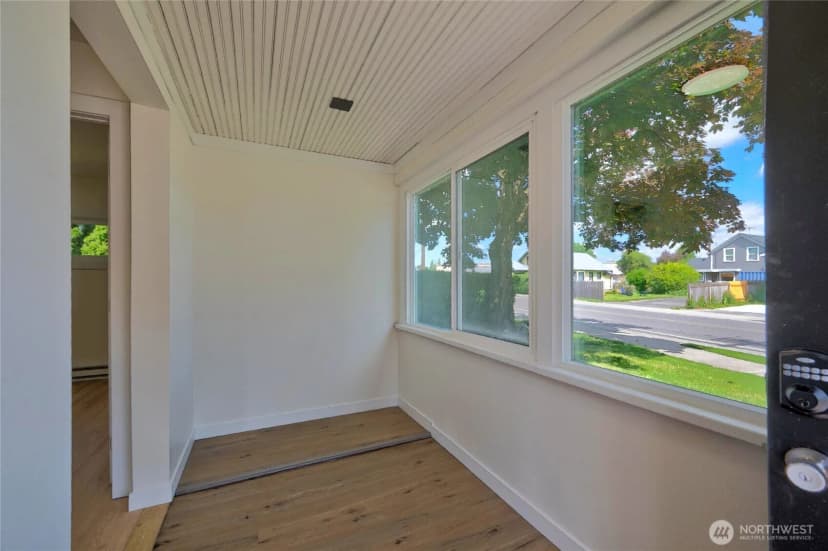 Property photo for 303 Lincoln Street, Everson photo 27