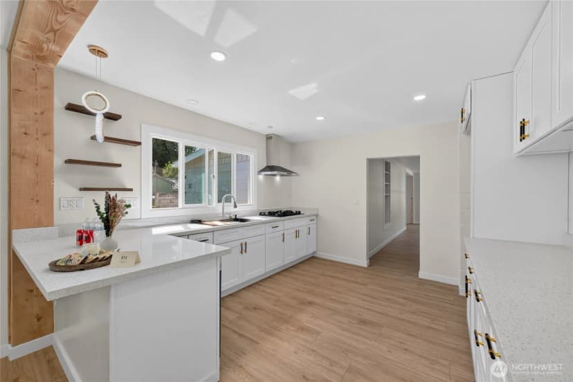 Property photo for 303 Lincoln Street, Everson photo 6