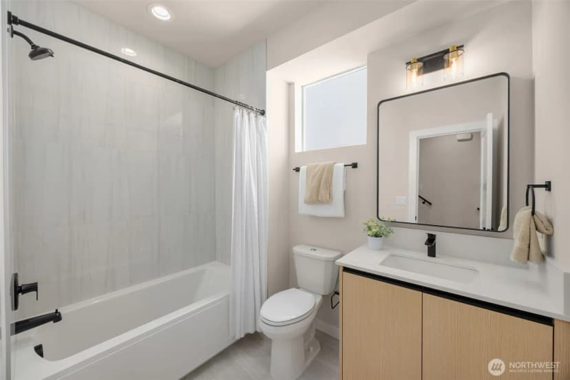 Property photo for 2805 S Charles Street S, Seattle photo 12