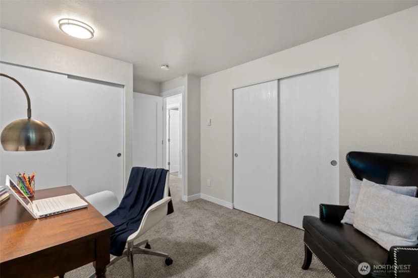 Property photo for 15628 8th Avenue Sw #c, Burien photo 38