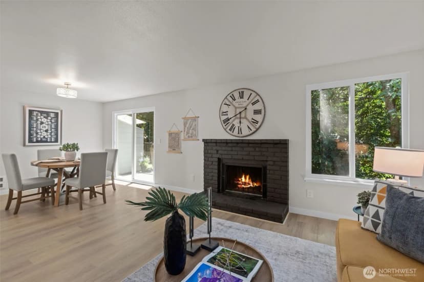 Property photo for 15628 8th Avenue Sw #c, Burien photo 7