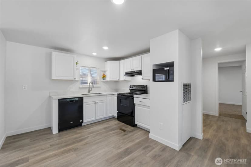 Property photo for 1415 84th Street Se #210, Everett photo 15