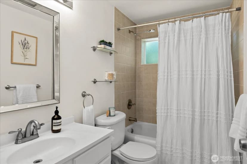 Property photo for 22605 61st Avenue W, Mountlake Terrace photo 18