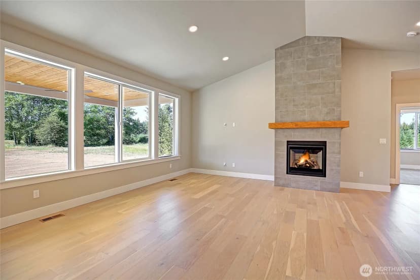 Property photo for 27014 36th Avenue Nw, Stanwood photo 18