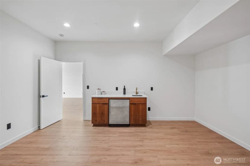 Property photo for 340 Anderson Drive, Kalama photo 28