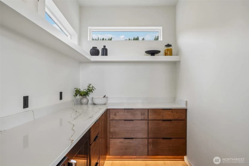 Property photo for 340 Anderson Drive, Kalama photo 16