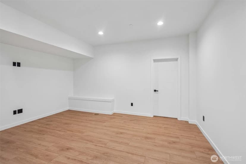 Property photo for 340 Anderson Drive, Kalama photo 27