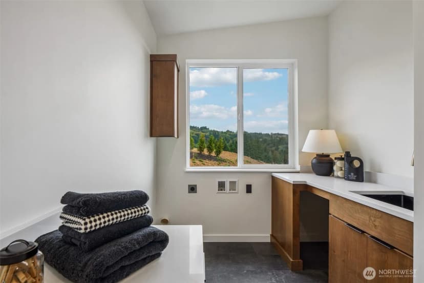 Property photo for 340 Anderson Drive, Kalama photo 24
