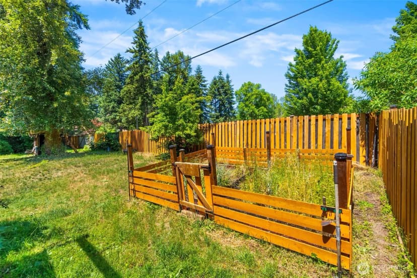 Property photo for 4101 Arbor Drive Se, Lacey photo 28
