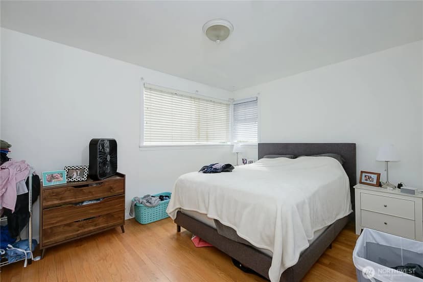 Property photo for 910 E Prospect Street, Seattle photo 11