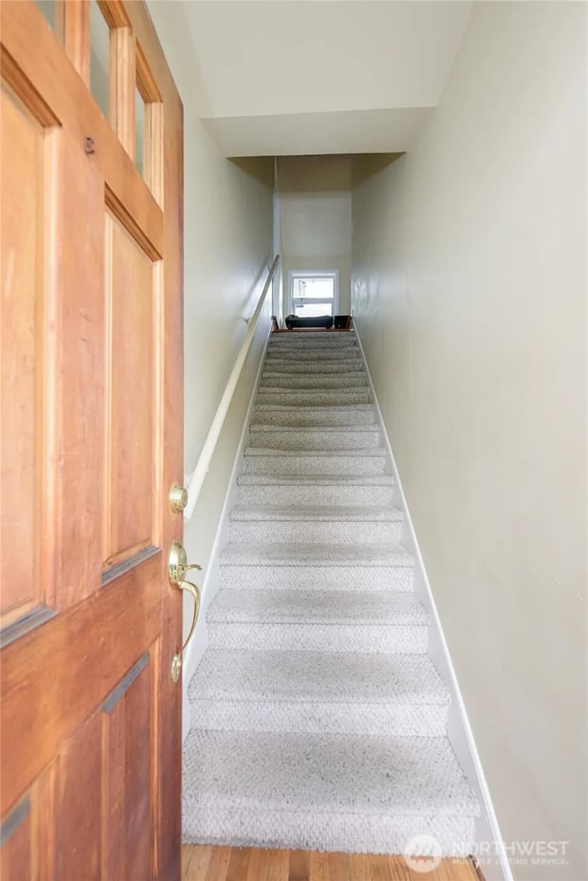 Property photo for 910 E Prospect Street, Seattle photo 13