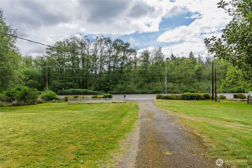 Property photo for 20853 Viking Avenue Nw, Poulsbo photo 3