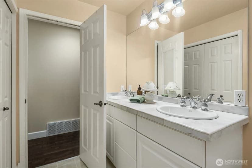 Property photo for 13017 44th Street Ne, Lake Stevens photo 33
