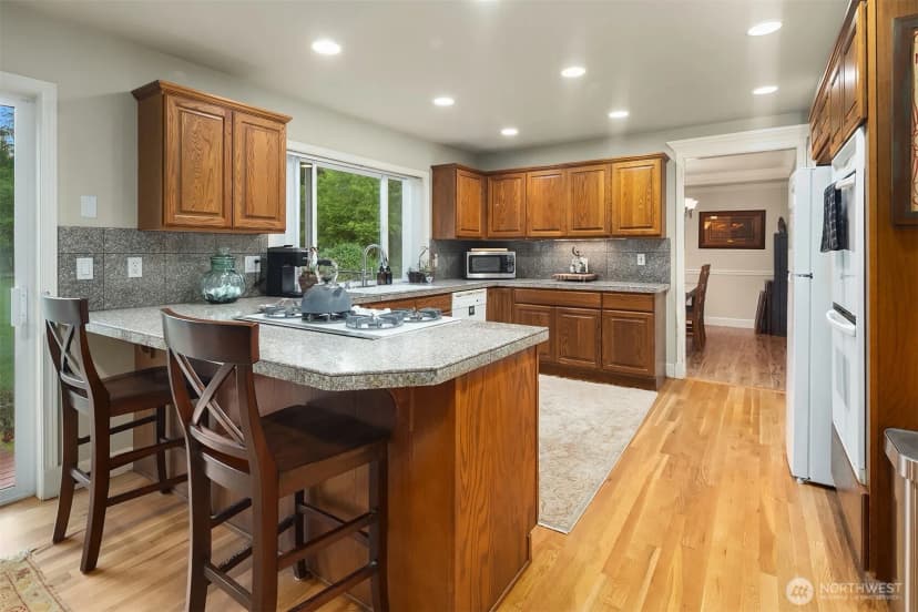 Property photo for 13017 44th Street Ne, Lake Stevens photo 22