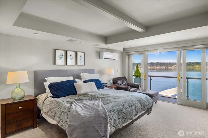 Property photo for 842 W Lake Sammamish Parkway Se, Bellevue photo 14