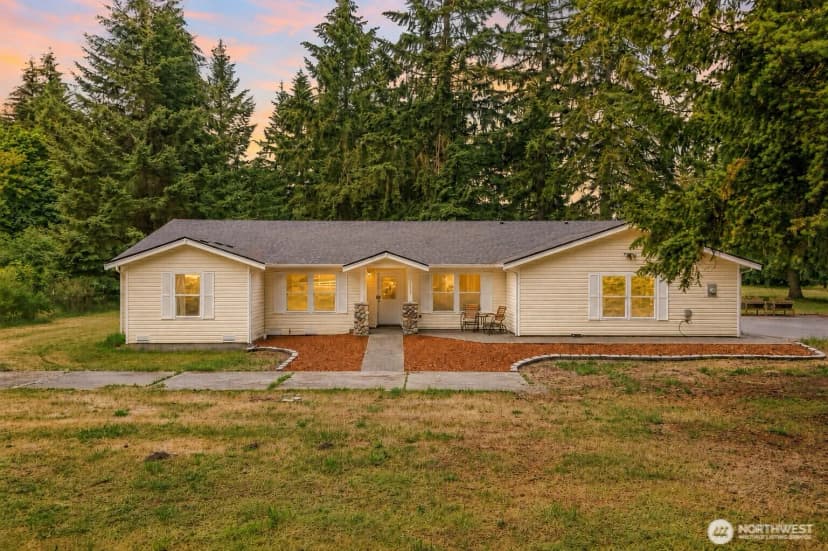 Property photo for 15839 Ordway Drive Se, Yelm