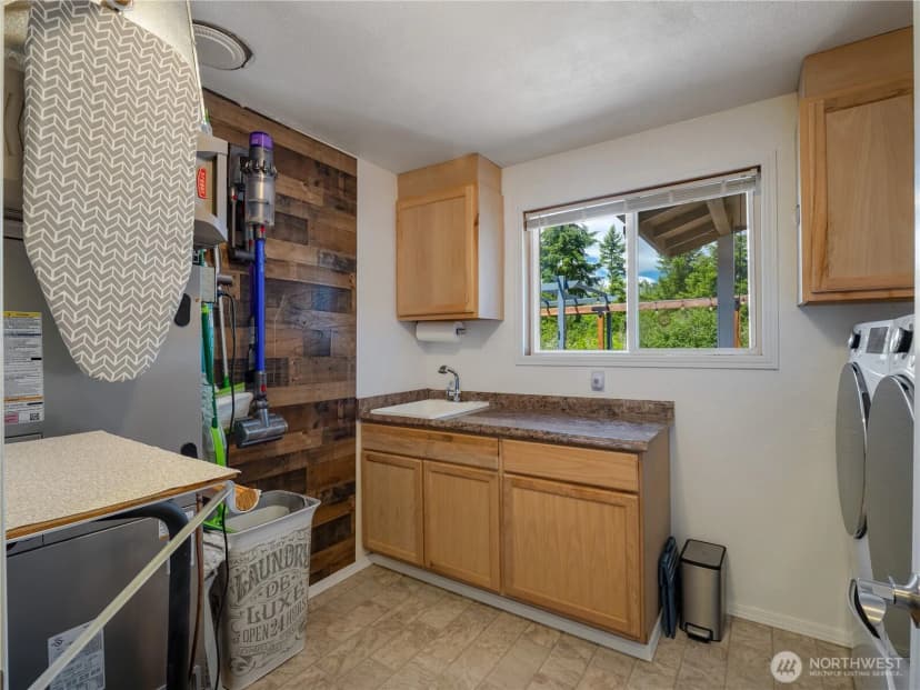 Property photo for 33620 45th Avenue Ct E, Eatonville photo 13